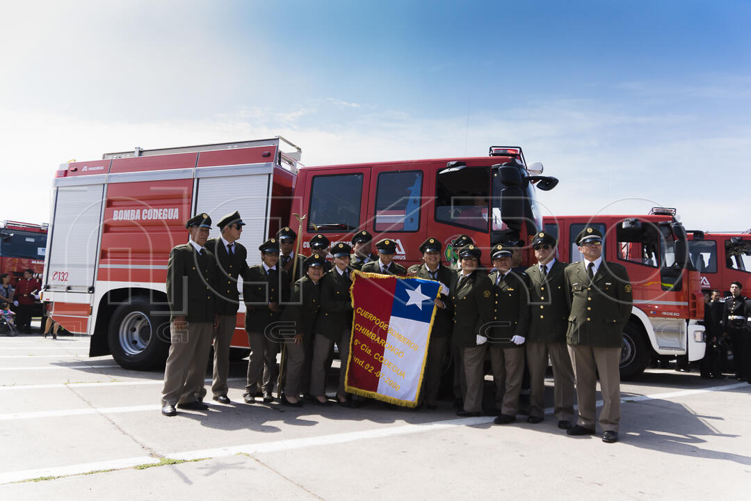 Entrega de 55 nuevos carros a distintos Cuerpos de Bomberos de Chile