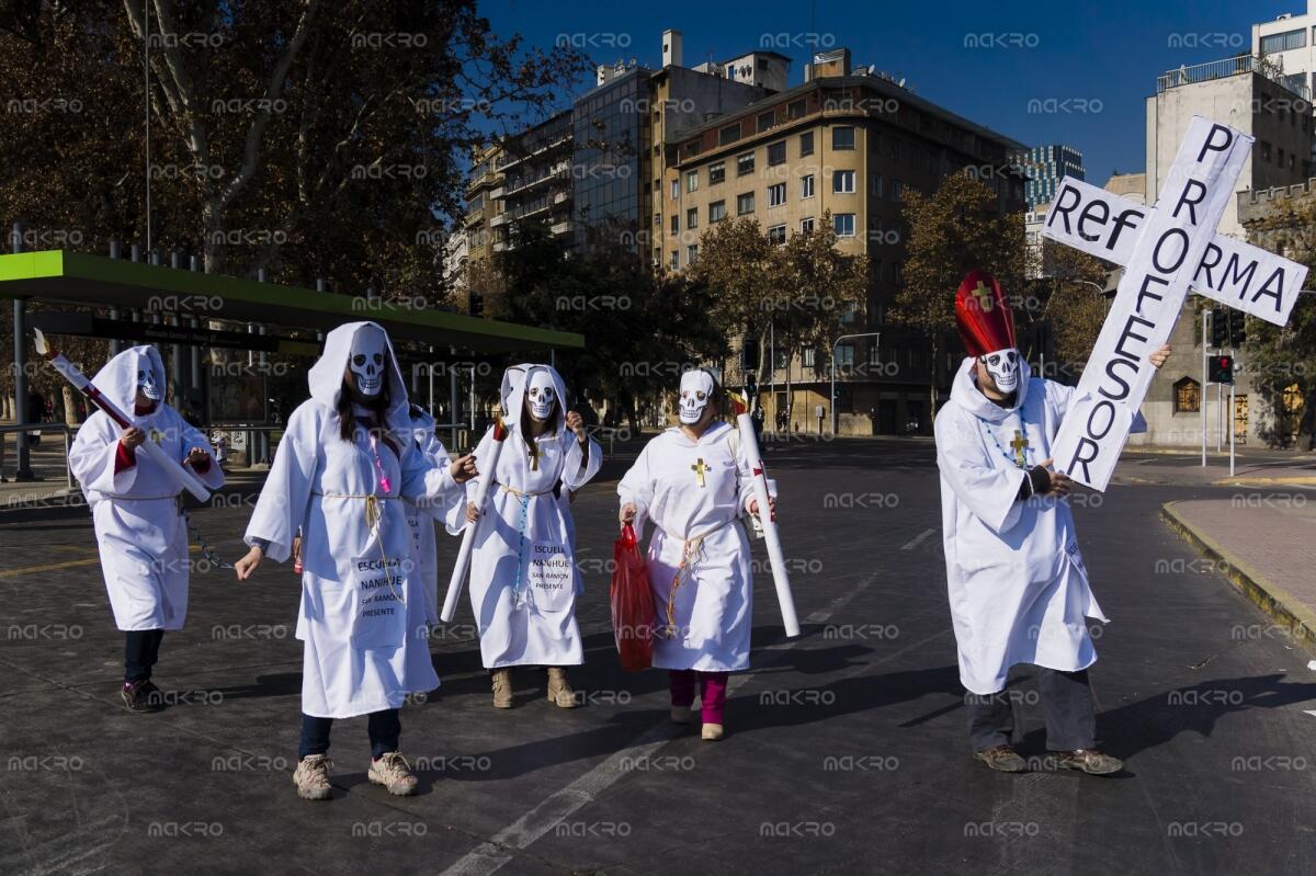 Galería de nueva marcha en contra de la Carrera Docente