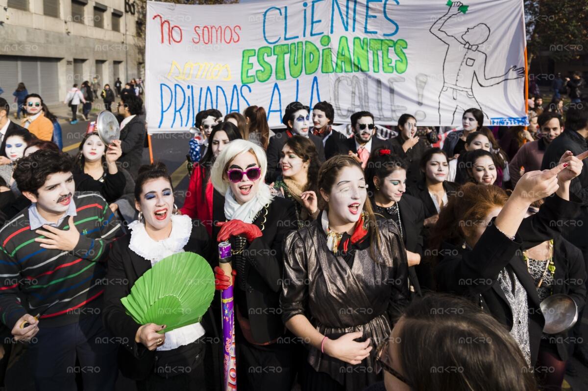 Galería de imágenes de una nueva marcha estudiantil 