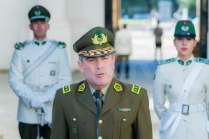 Designan a nuevo General en Jefe de Carabineros de Chile-11