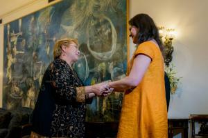 Equipo de película “Una Mujer Fantástica” en el Palacio de La Moneda-1