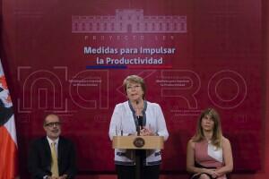 Firma Proyecto de Ley de medidas para impulsar la productividad 