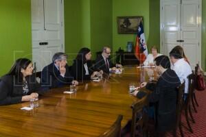 Gobierno se reune con dirigentes de la CUT