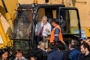 Inician demolición de los últimos edificios en el sector Bajos de Mena-15