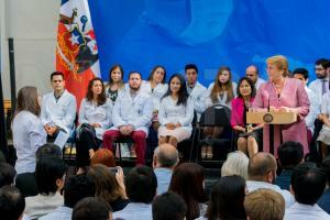 Inicio del período de formación de especialistas y destinación de médicos-4