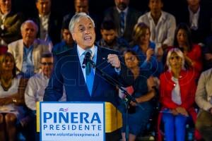 Lanzan campaña presidencial 2017 de Piñera