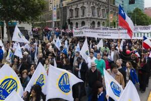 Marcha convocada por la ANEF en apoyo al paro del Registro Civil