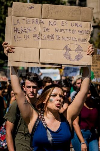 Marcha mundial Fridays for Futere en Santiago