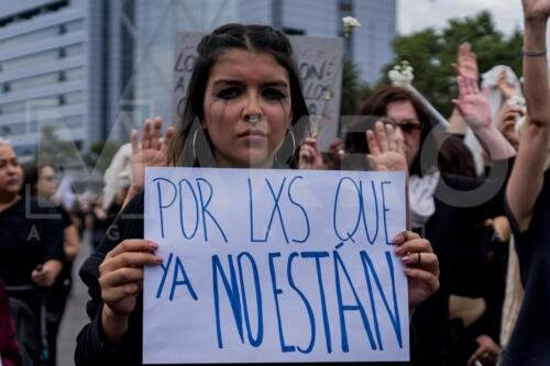 Mujeres de luto 15 días de lucha