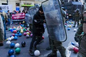 Galería de images del “pelotazo” por la educación 