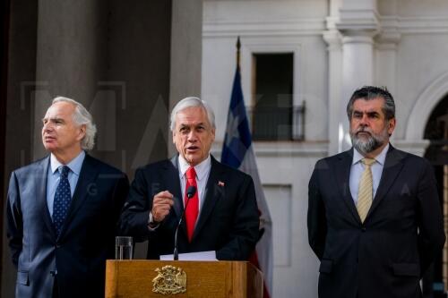 Presidente Piñera anuncia renuncia General Carabineros Hermes Soto