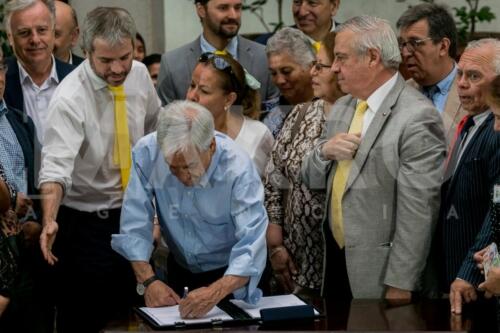 Presenta proyecto Ley Mejor Fonasa