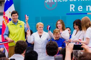 Presidenta Bachelet inaugura SAR en Renca-11