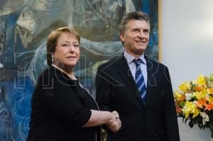 Presidente electo de Argentina es recibido en el Palacio de La Moneda