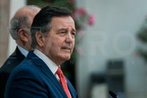Presidente Piñera recibe en audiencia al Ministro Ampuero y al agente Grossman-10