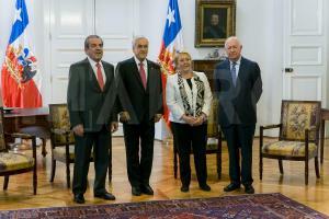 Presidente Piñera se reune con ex presidentes-7