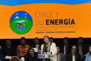 Promulgan Ley de Equidad Tarifaria en Servicios Eléctricos