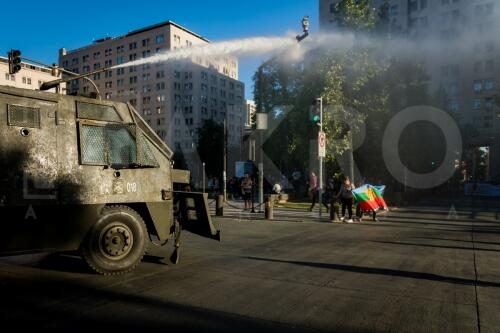 Protesta por Camilo Catrillanca frente a La Moneda