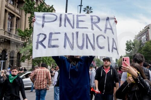 Segundo día de protestas tras declaración de Estado de Emergencia