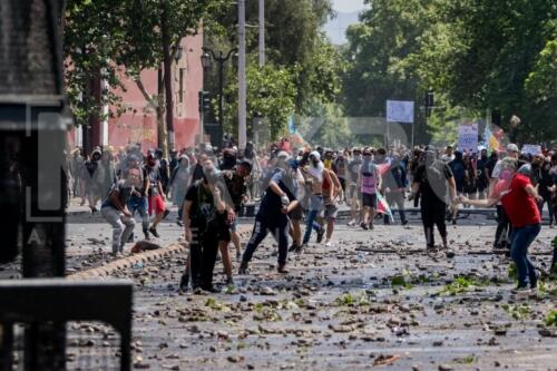 Sexa jornada de protestas en Santiago