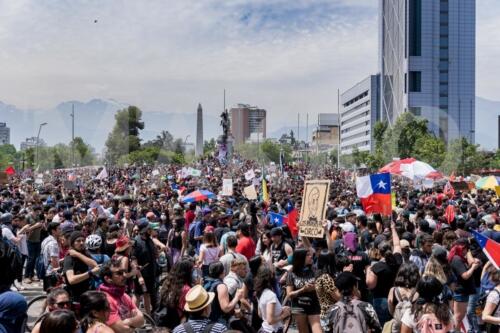 Sexa jornada de protestas en Santiago