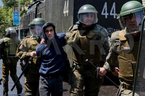 Tercer día de protestas tras declaración de Estado de Emergencia