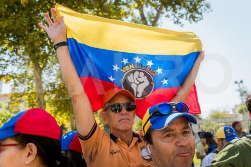 Venezolanos en Chile salen a manifestar nuevamente su apoyo a Guaidó