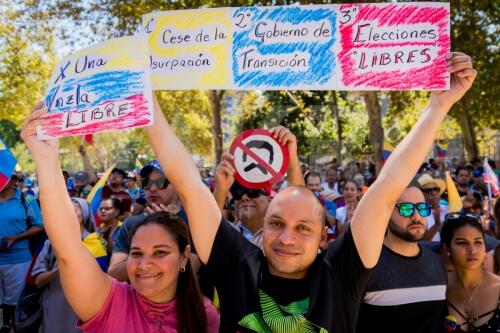 Venezolanos en Chile salen a manifestar nuevamente su apoyo a Guaidó