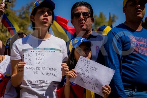 Venezolanos en Chile salen a manifestar nuevamente su apoyo a Guaidó